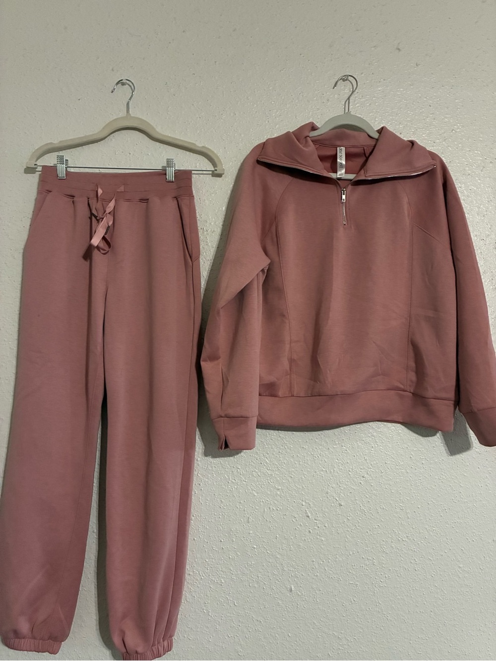 Dear Scarlett travel set